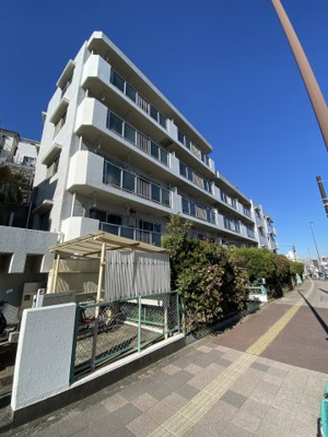 【外観】 | ニックハイム東神奈川 | 総戸数２２戸、１９８３年１１月築、管理人は巡回勤務につき管理体制良好です♪