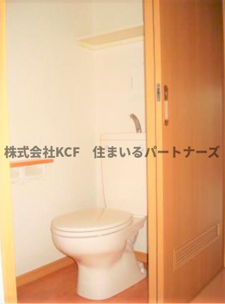 ステラコート参番館のトイレ|落ち着いた色調のトイレです