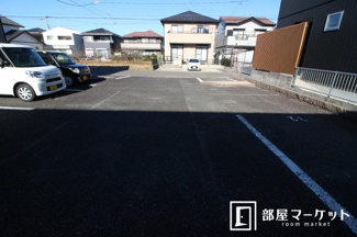 【駐車場】