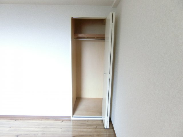 エクセレンシー・アイの収納