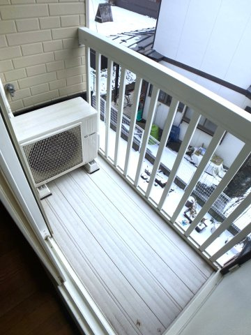 ノエルのバルコニー|バルコニー脇の物置