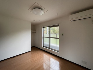 【寝室】 | シャルマン