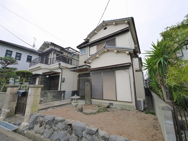 秋篠町戸建の外観