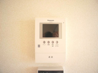 【セキュリティ】 | ヴィコロ参番館 | 訪問者の確認ができるTVドアホン付きです♪