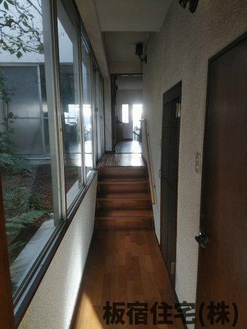 【内装】 | 東灘区森北町５丁目中古住宅 | 廊下