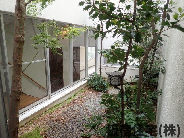 【内装】 | 東灘区森北町５丁目中古住宅 | 中庭