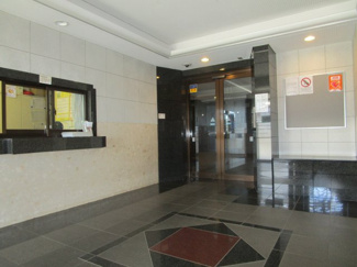 【エントランス】