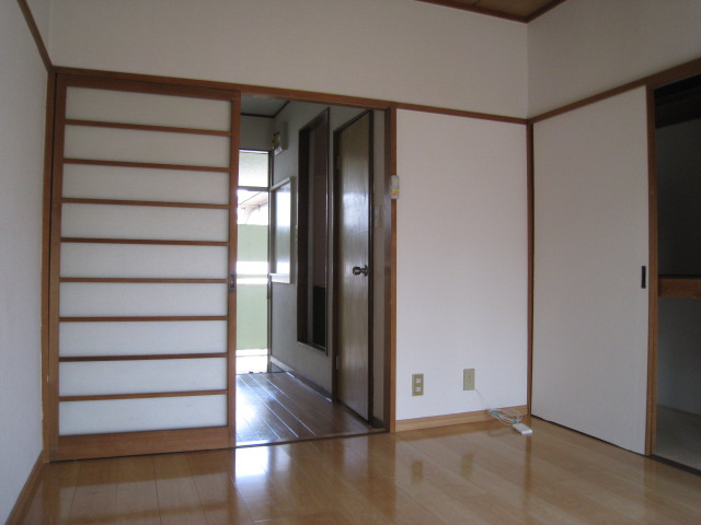 【洋室】 | 江原パークコーポ | ※写真は以前のものです。