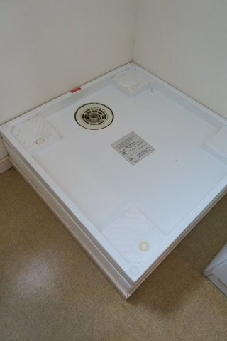 【洗面所】 | ビバリー春日山B棟 | 洗濯機置き場があります