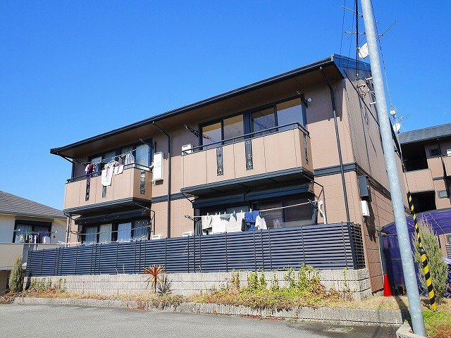 ボナール梅美台Ⅱ号館の外観|オシャレな外観ですよ。