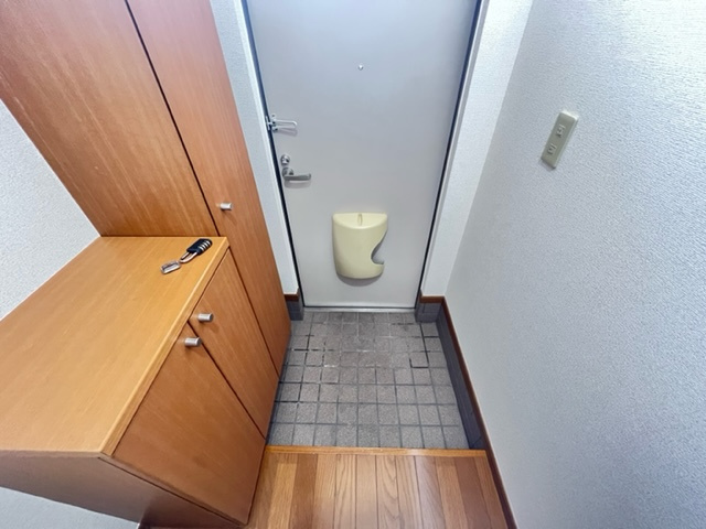 サンライトヒルBの玄関