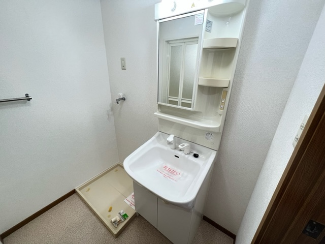 サンライトヒルBの独立洗面台