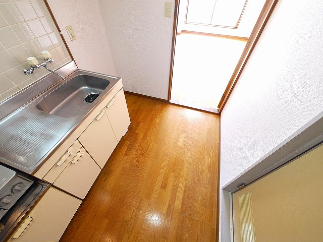 アーバンライフレジデンス天理のキッチン|明るい色調の室内です