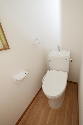 サファイアハイツのトイレ|サファイアハイツ202号室　