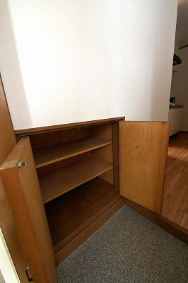 サファイアハイツの収納|サファイアハイツ202号室　