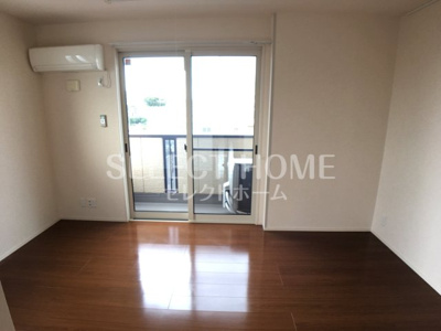 【寝室】 | シューラク | 落ち着いて過ごせるお部屋なので、寝室にいかがでしょうか