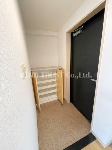 ファミール・リブレ梅田東の玄関|ゆったりとした玄関です