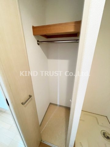 ファミール・リブレ梅田東の収納|こまごまとしたものを収納できそうですね