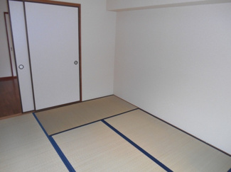  | デルフィー鳳