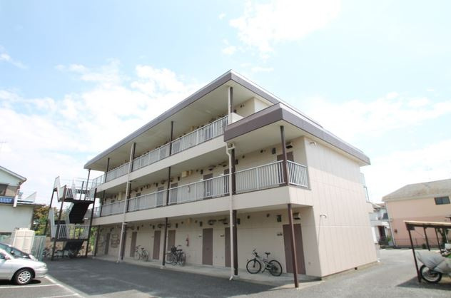 クレセント緑町の外観
