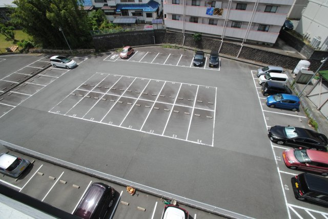 サンガイア和賀の駐車場