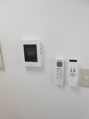 【設備】 | 第２伊勢和ビル | モニター付インターホン
