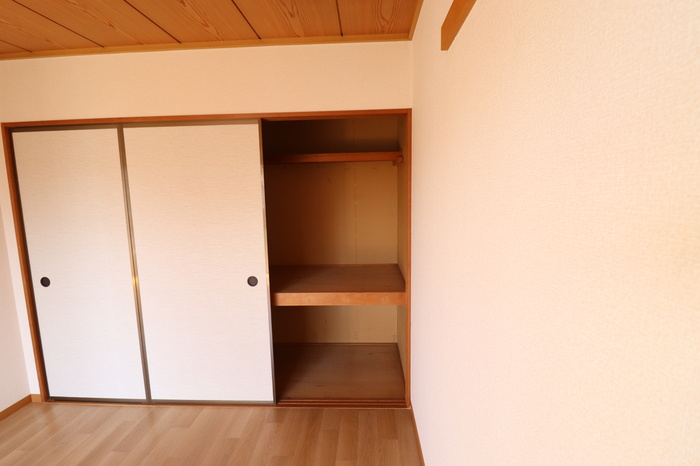 熊本市南区幸田２丁目のアパートの収納