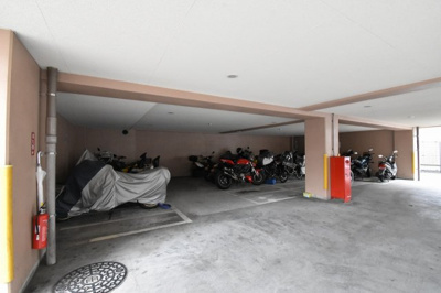 【その他共用部分】 | エルズ東京パークサイドヴィラ | バイク置場です。