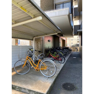 【駐車場】 | 駐車場に車を止められます