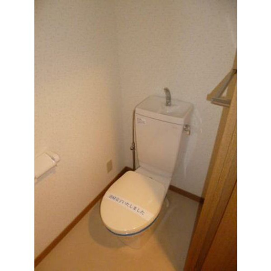 【トイレ】 | リーセント春町 | 落ち着いた色調のトイレです