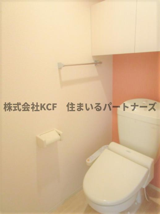 ガーデンヴィラA棟のトイレ|コンパクトで使いやすいトイレです