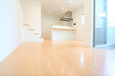 【居間・リビング】 | palette | こちらの居間で趣味の時間をお楽しみください