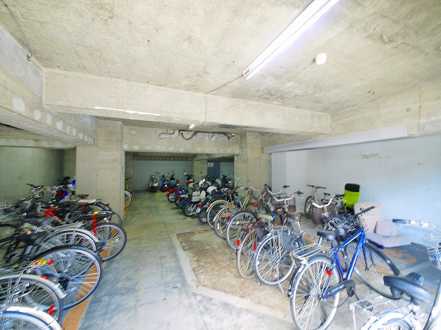 シティーホームズ富雄駅前のその他共用部分|駐輪場スペース完備