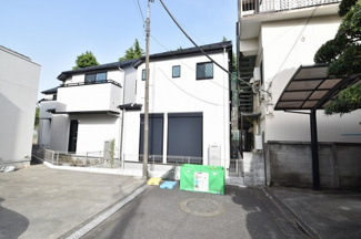 【外観】 | 現地見学や資料請求などお気軽にお問合わせ下さい。
周辺環境とあわせて現地ご案内致します。