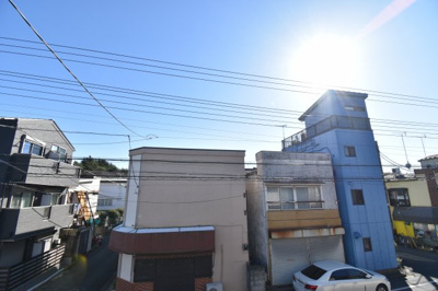 【展望】 | 小平市学園東町2丁目　中古戸建　未使用 | 武蔵野の緑を存分に楽しめるのは、低層住宅地域ならではの眺望。夜は星空を見ながらご家族で語り合いを…