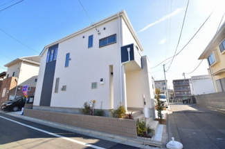 【外観】 | 現地見学や資料請求などお気軽にお問合わせ下さい
周辺環境とあわせて現地ご案内致します。


