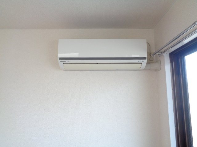サントピア高町の設備|エアコン１台備え付けです☆彡