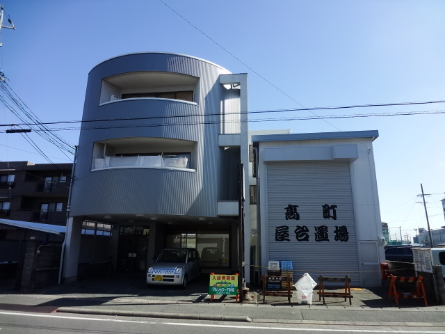 サントピア高町の外観