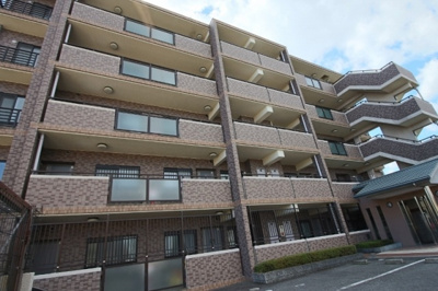 【外観】 | サントナーレ勧学 | 外観は落ち着いています
