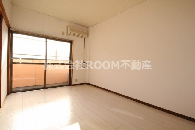 リバーサイド自由ヶ丘の居間・リビング|おしゃれなリビングです