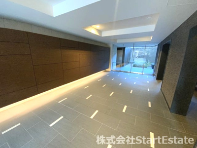 【ロビー】 | ウェリス難波宮上町 | 落ち着いたロビーです