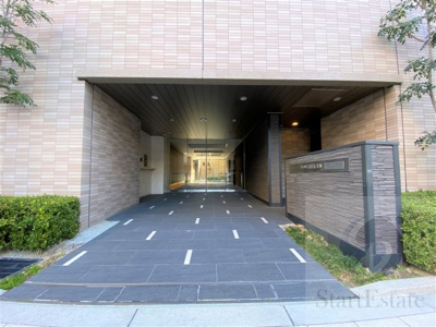 【エントランス】 | ウェリス難波宮上町 | 落ち着いたエントランスです