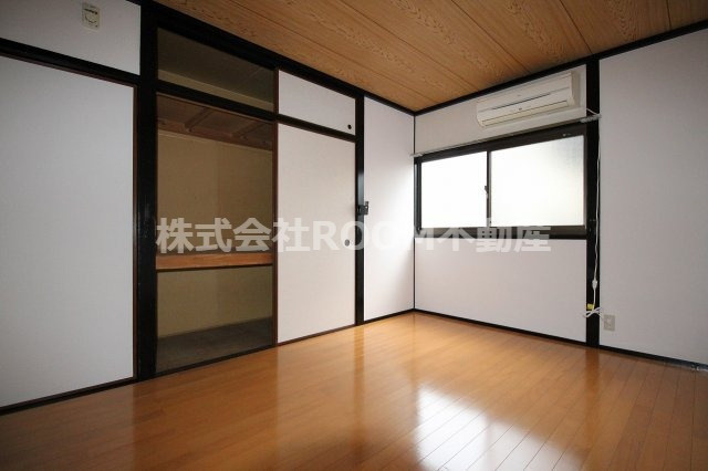 センチュリーハイツRYOの洋室