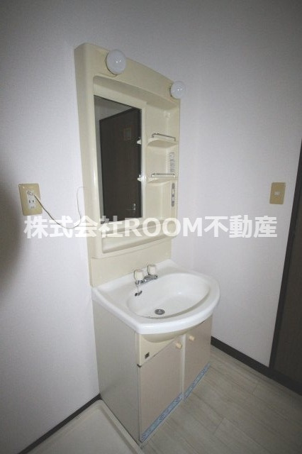 センチュリーハイツRYOの独立洗面台