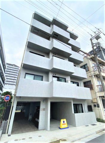 「防音マンション」ハーモニーグラシア大山の外観|コンクリートが織りなすモダンな外観ですね。