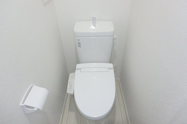 グランクオール元住吉のトイレ