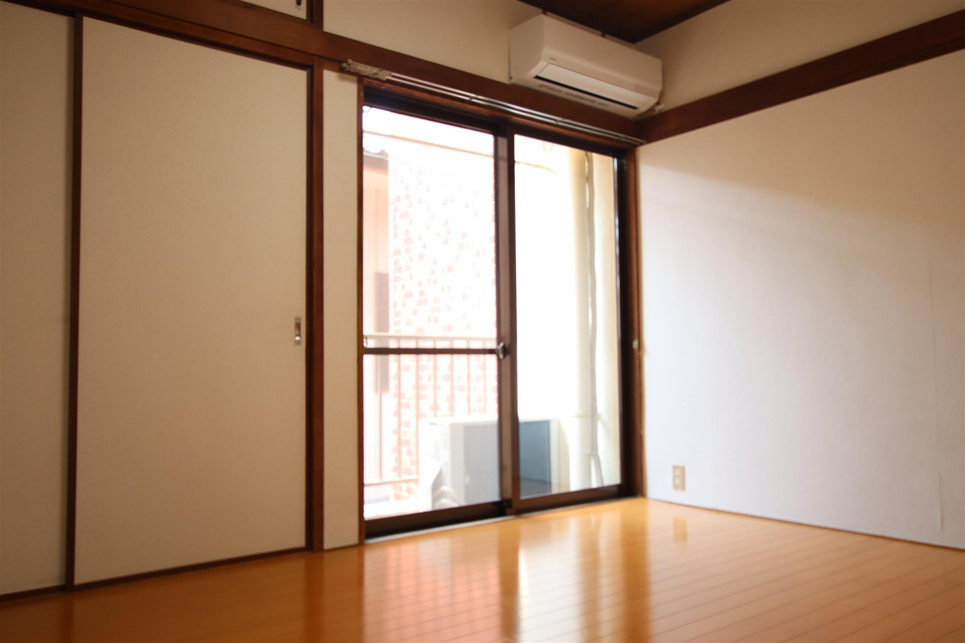 センチュリー櫛原の居間・リビング|使いやすい居間です