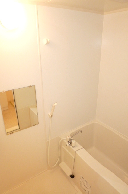 リーベ【10，000円キャッシュバック対象物件】の浴室|日々の暮らしに欠かせないお風呂です