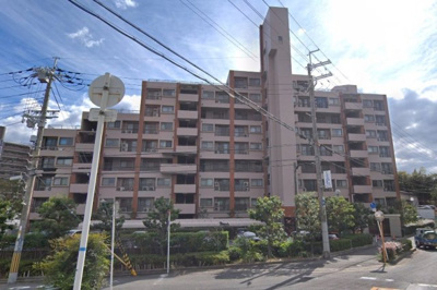 【外観】 | グランコープ吹田 | 【現地写真】 鉄筋コンクリート造9階建て♪ 総戸数60戸♪