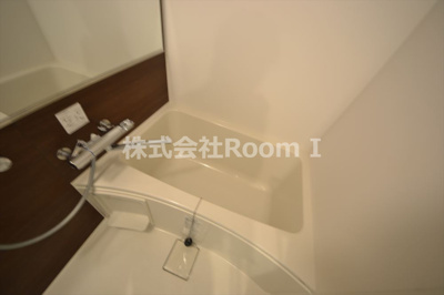 【浴室】 | レオンコンフォート本町橋 | 日々の暮らしに欠かせないお風呂です